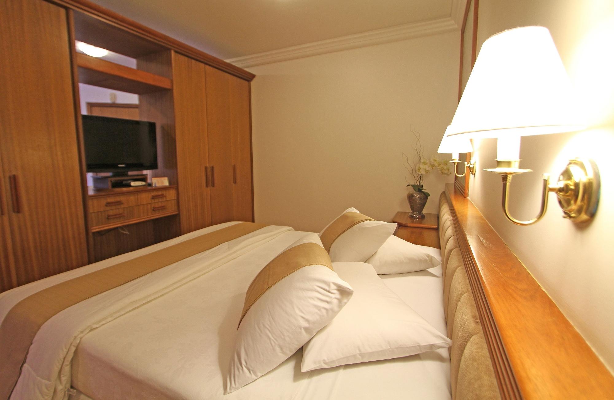 Hotel Blue Tree Towers Curitiba Batel Esterno foto